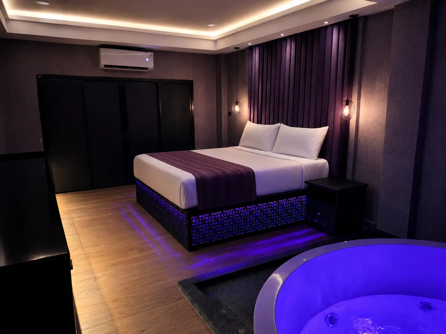VIP Jacuzzi Room at Nuru House Pattaya